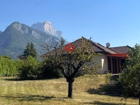 maison 6 pièces 115 m²