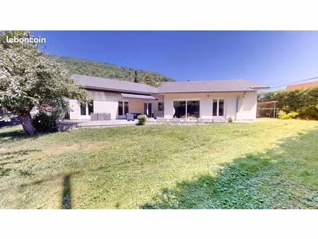 maison 5 pièces 152 m²