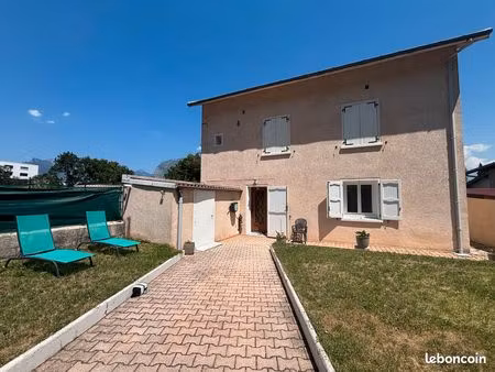 maison fontaine la poya