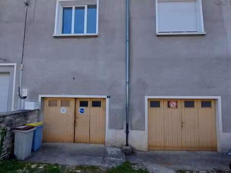 maison de village à arinthod (39240)