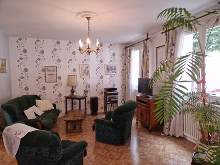 centre ville appartement avec stationnement