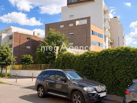 appartement t2 avec loggia et garage – lyon 7e – vendu loué