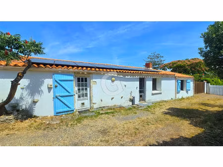 maison a renover - 4 pieces - 88 m² - proche commerces - a vendre - longeville sur mer