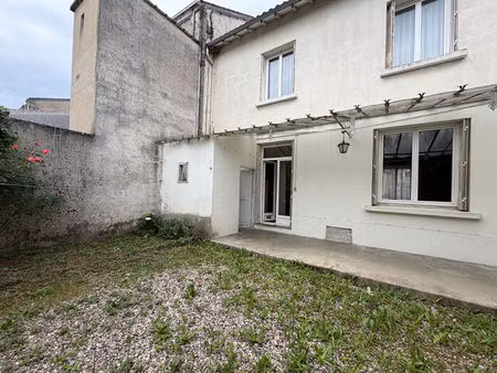 a vendre : maison à périgueux à rénover 5 pièces 3 chambres avec jardin