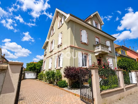 exclusivité - maison de maître d'environ 225m² à vendre à sélestat - fort potentiel