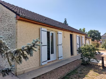 plain pied de 2 chambres et 1 bureau