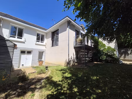 à vendre maison atypique et lumineuse sablé-sur-sarthe (