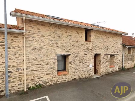 maison saint hilaire de chaleons 6 pièces 4 chambres 117 m2