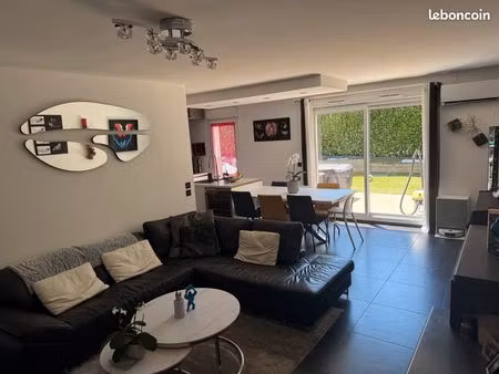 t5 93 m² en rez de jardin avec 301 m² d’extérieurs – les jardins du verderet