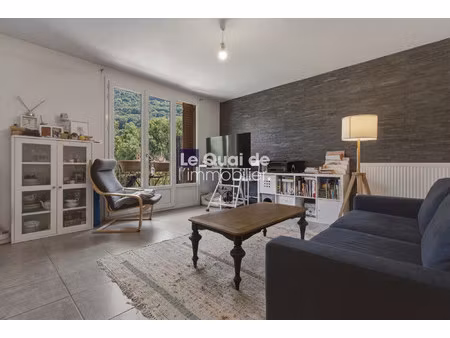 a vendre: appartement t4 les 3 ponts
