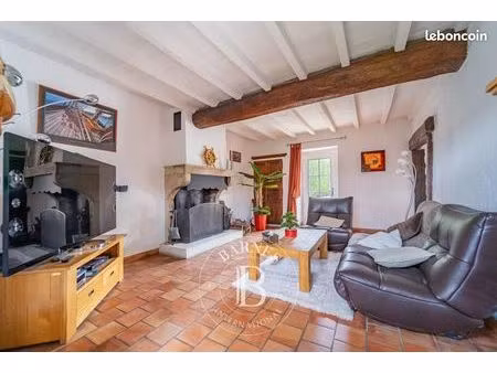 ferme 9 pièces 200 m²