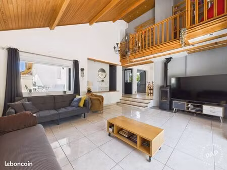 maison oullins (69600) ; 7 pièces ; 5 chambres ; 252 m² ; terrain 813 m²