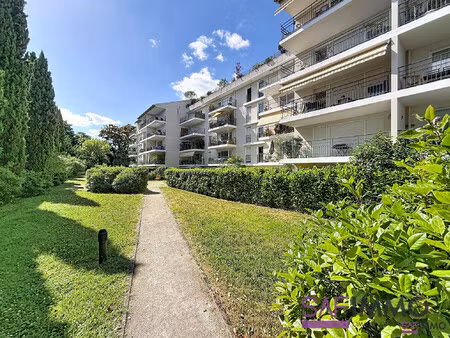 appartement 110m² avec terrasse