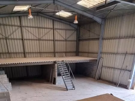 dépôt industriel 500 m2