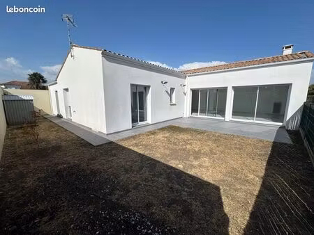 maison avec jardin et terrasse à louer