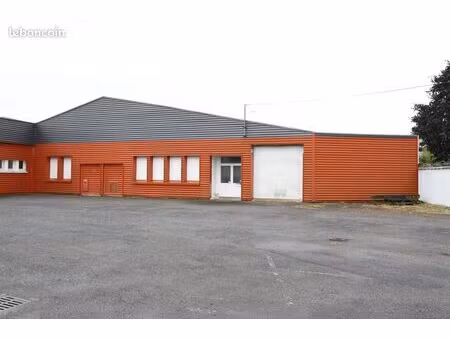 location batiment industriel 800 m2