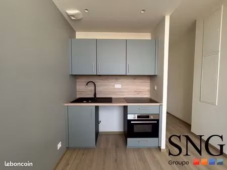 studio 1 pièce 18 m²