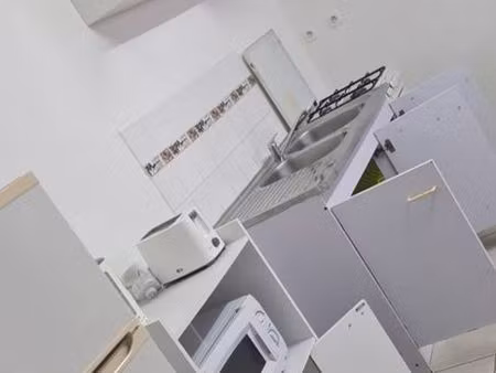 loue t2 meublé sur rémire