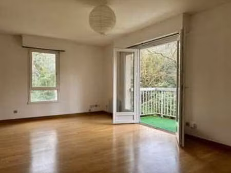 location appartement 3 pièces à nantes (44000) : à louer 3 pièces / 74m² nantes