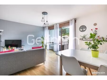 appartement 4 pièces 82 m²