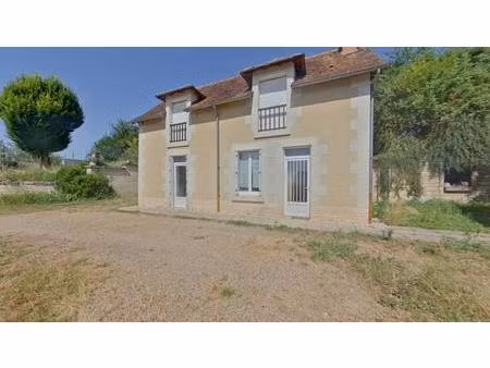 location maison 3 pièces 68m² oyre 86220