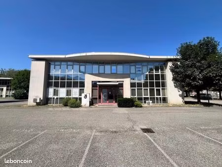 bureaux 140 m²