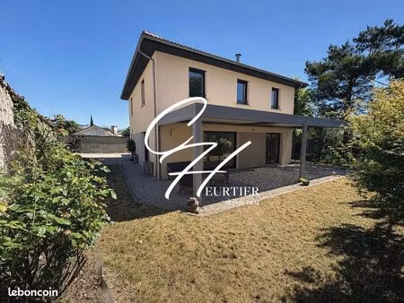 maison 7 pièces 160 m²