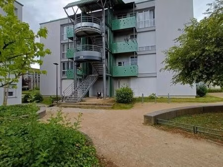 appartement 4 pièces 90 m²