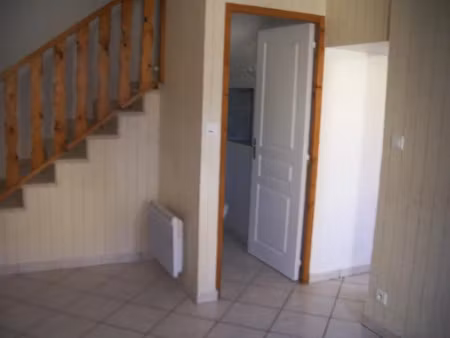 location maison 4 pièces 80 m² à anneyron (26140)  720 €
