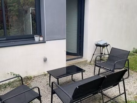 bureaux 25 m² vannes
