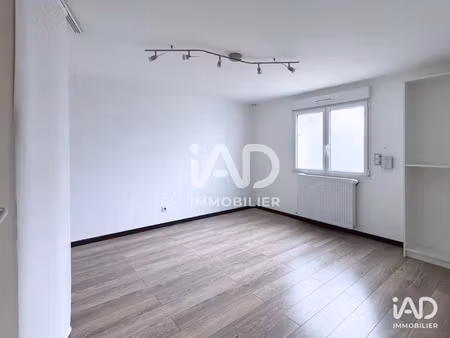 location locaux professionnels 0 pièces 15 m² à yerres (91330)  585 €