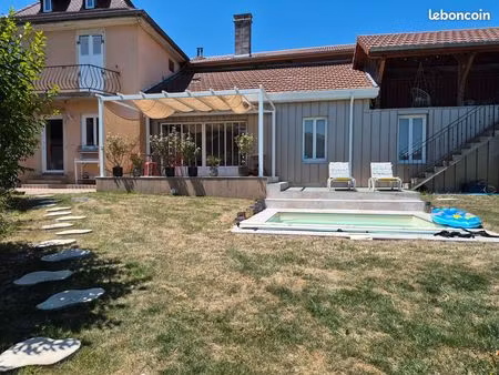 belle maison de village rénovée