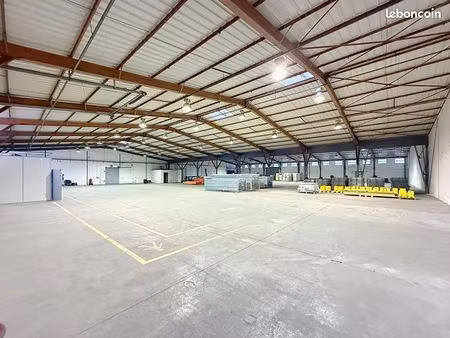 local industriel 4 099 m²
