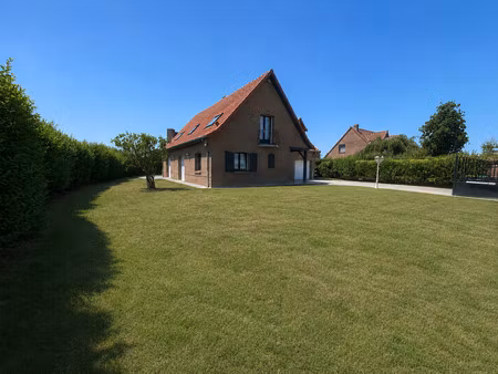 maison 6 pièces - 210 m²