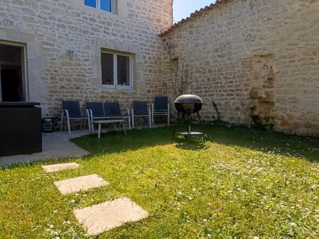 maison 6 pièces - 137 m²