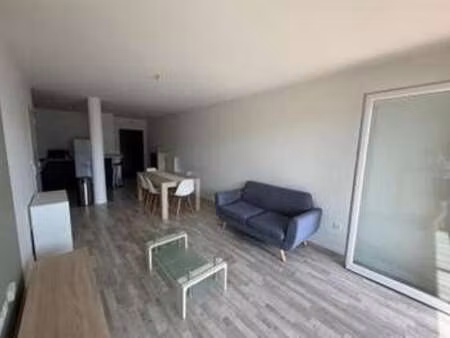 location appartement 2 pièces meublé à sainte-luce-sur-loire (44980) : à louer 2 pièces me