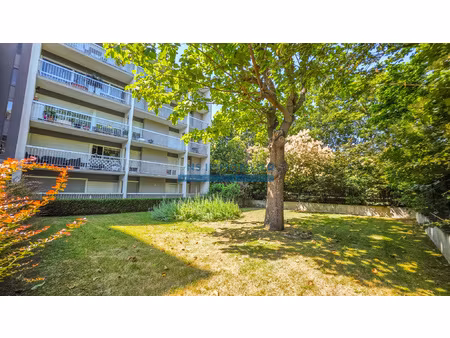 appartement f4 91m2 + terrasse + parking