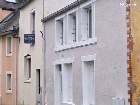 maison 2 pièces 82 m²