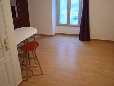 studio (chambre séparée) centre ville 112500 e