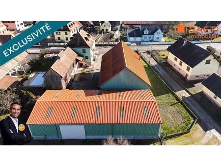 hangar de stockage de 287m² au sol  le tout sur 8 90 ares !
