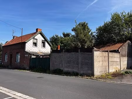 maison individuelle plusieurs garages grand jardin