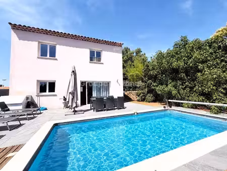 location maison 4 pièces 106.96 m² à miramas (13140)  1 800 €