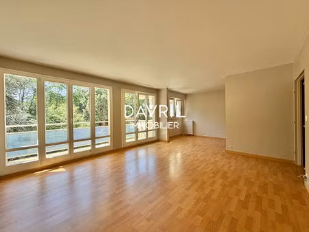 appartement manoir denouval avec grand balcon