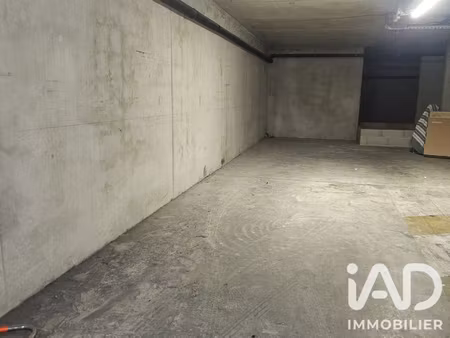 vente parking 23 m²