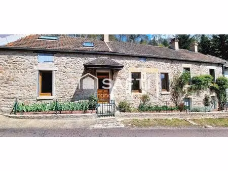 maison en pierre de 168m2 avec jardin atypique