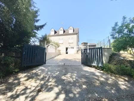 beaugency - maison familiale - 5 chambres -terrain de 1 254 m²