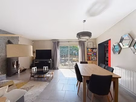 maison individuelle 5 pièces – 97 m² sur 400 m² de terrain