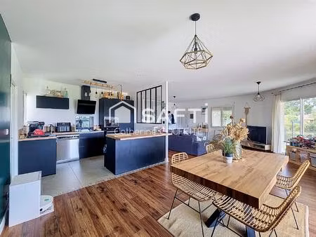calme absolu pour cette jolie maison avec vue  4 chambres