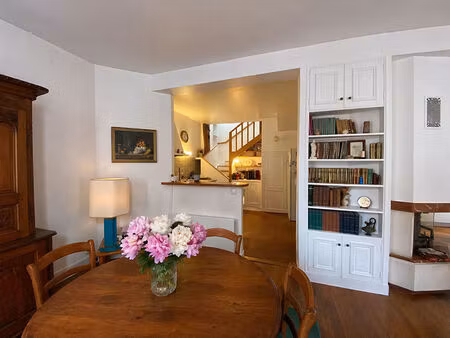 vente maison 8 pièces  170.00m²  maisons