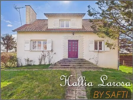 maison familiale avec garage et jardin